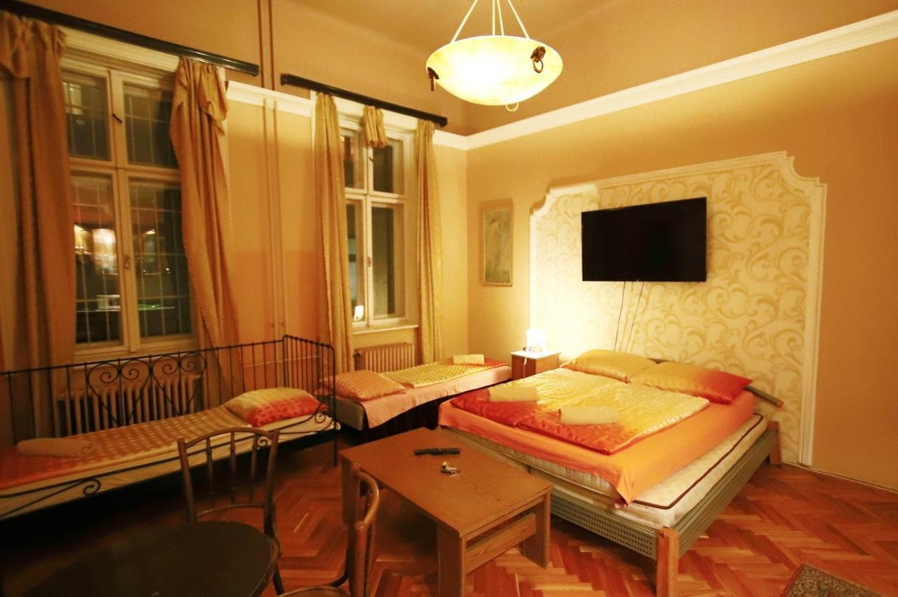 Central Apartments Of Budapest Esterno foto